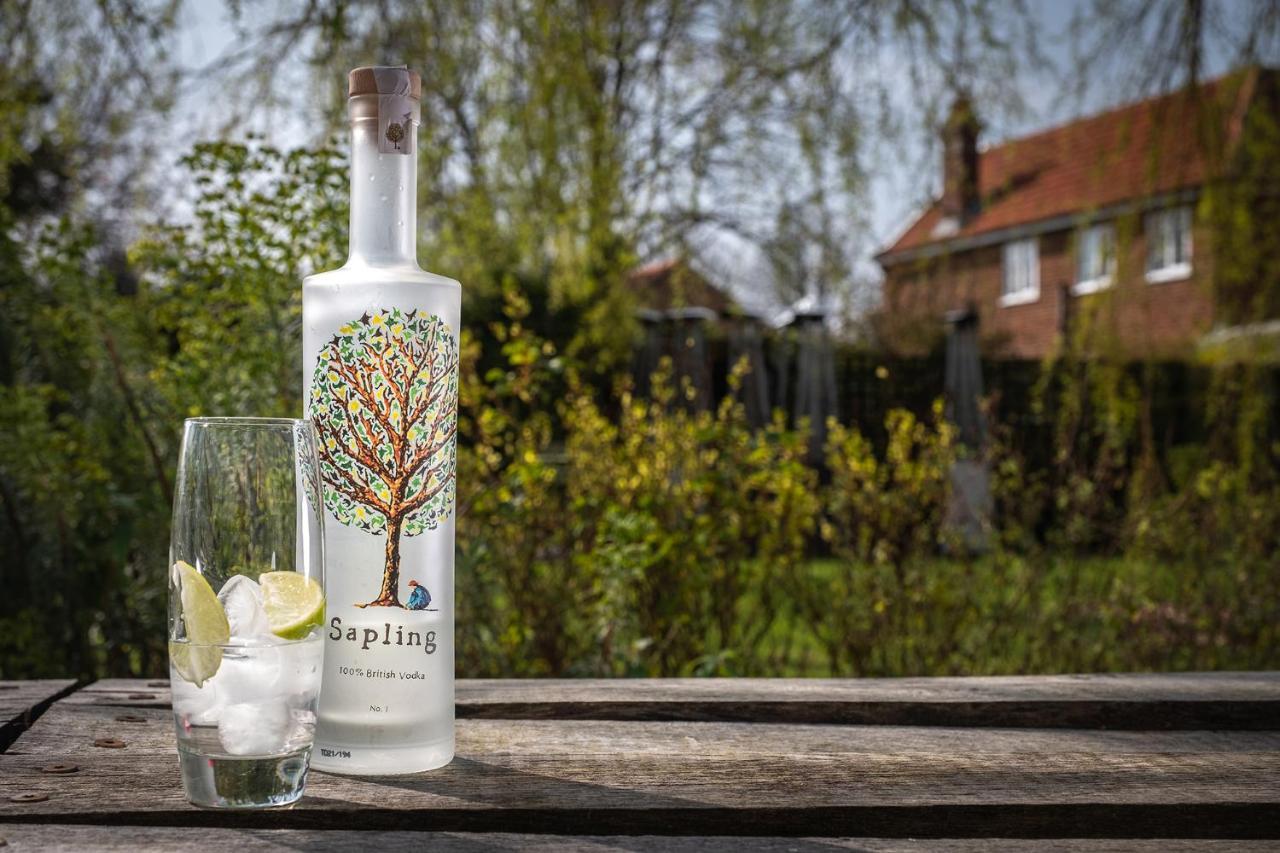The Weeping Willow Bury St. Edmunds エクステリア 写真